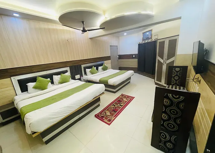 Hotel Alpine By The Golden Taj Group And Hotels